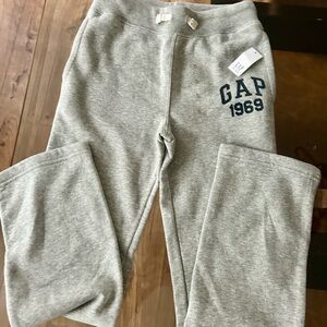 GAP Kids Heather Gray sweatpants